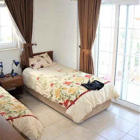 Quiet Peaceful 2 Bed Duplex In The Perfect Location In アパート